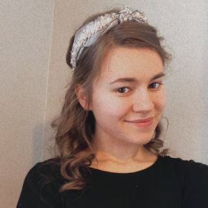 Meet your Posher, Dana